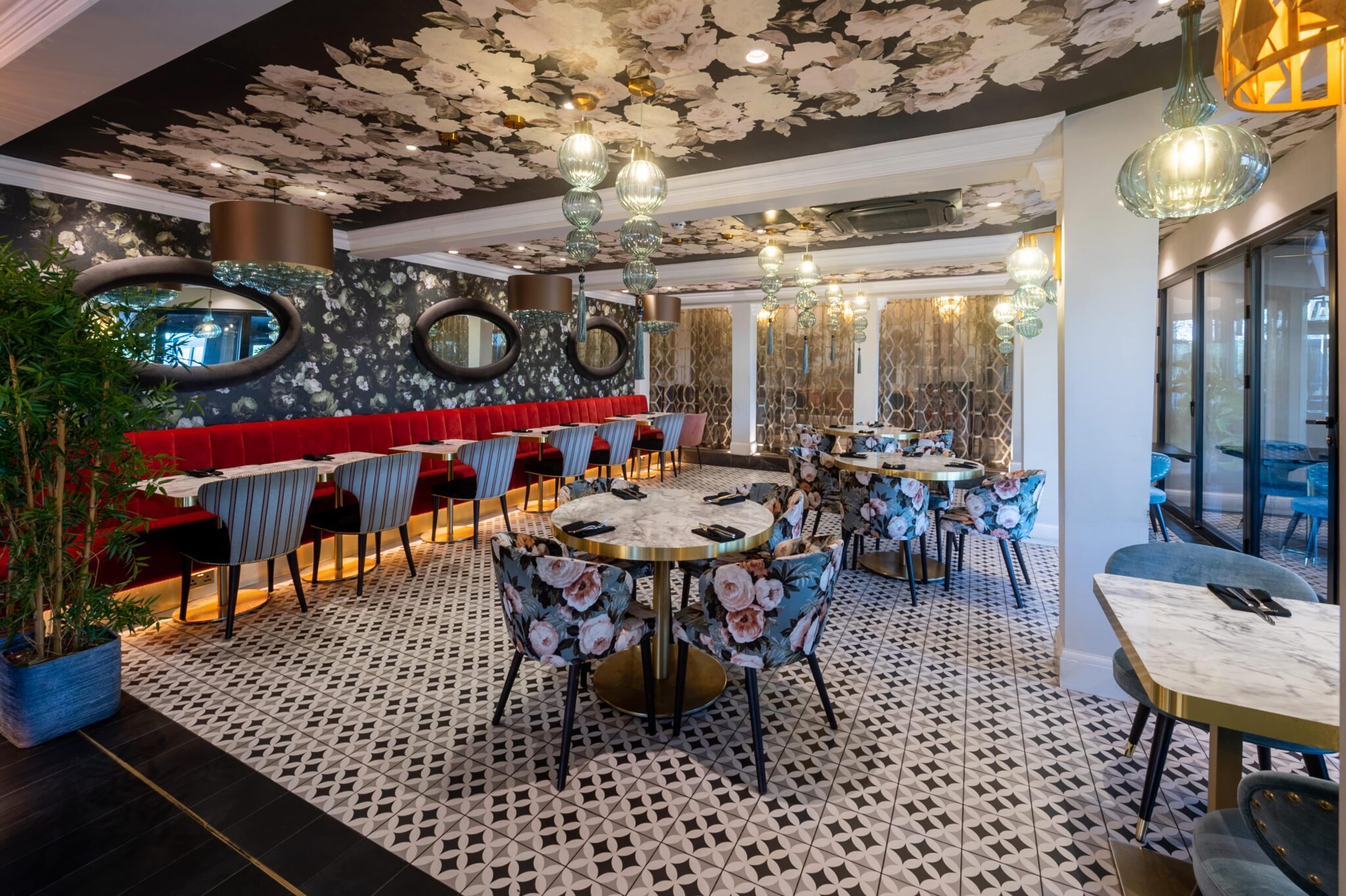 Indian fusion restaurant in the heart of elstree